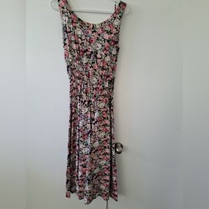 Floral flowy dress
